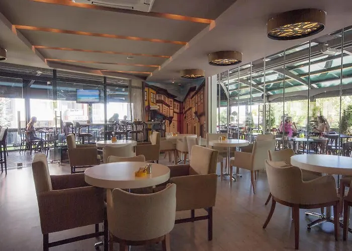 Roof Garden 3* エスキシェヒル