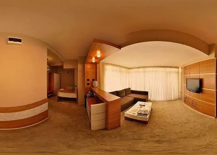 ホテル Roof Garden 3*